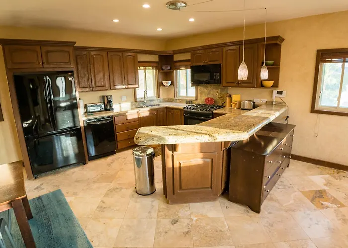 Cabo's Hidden Gem! Steps To The Marina Or Apartamento